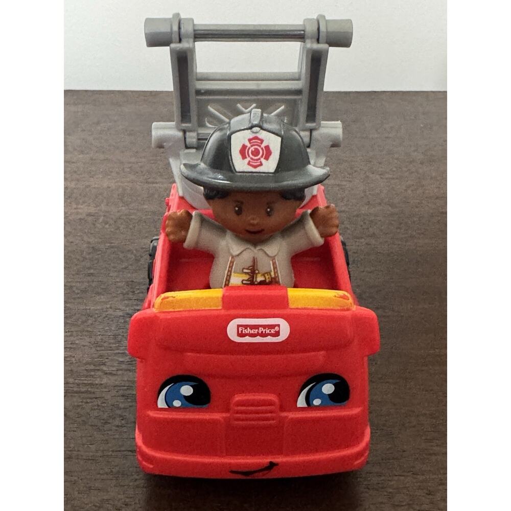 Fisher-Price Little People To the Rescue Fire Truck Set Playset Complete Fireman